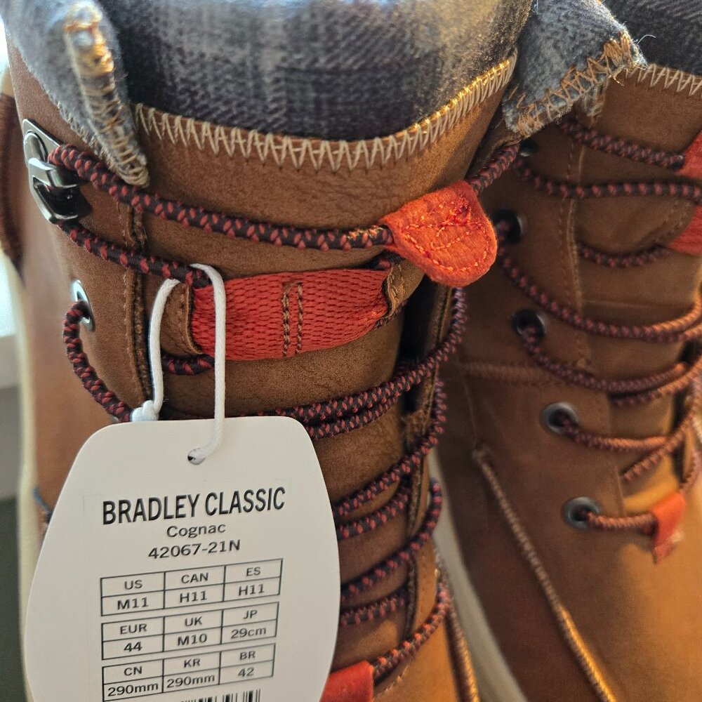 Hey Dude Bradley Classic Men’s Boots Size 11 Cognac New